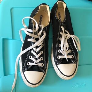 black converse